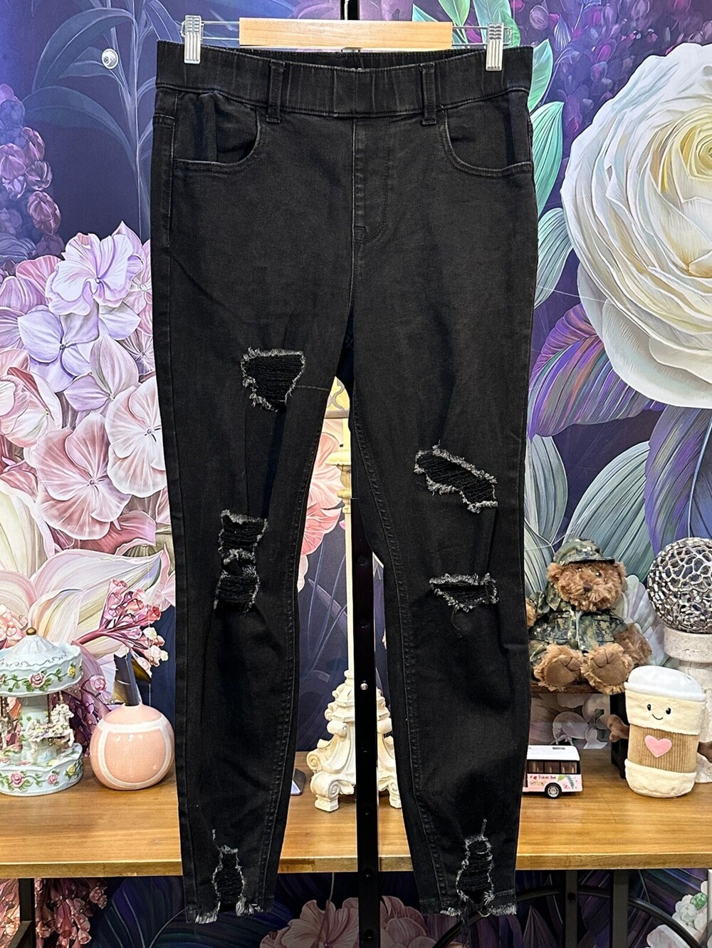 Maurices M Short Super High Rise Skinny Jeans Grunge Y2K Edgy Rocker Distressed